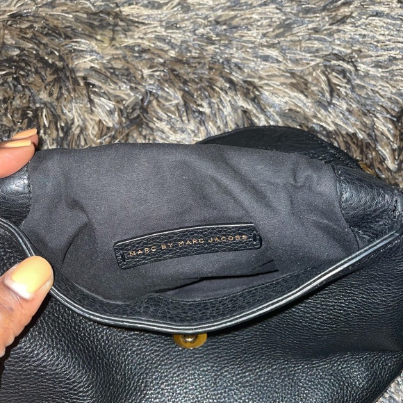 Marc Jacobs Classic Q / Crossbody Bag - Picture 8 of 9